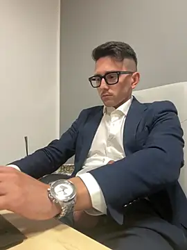 masterboss  online show from 10/28/25, 02:16