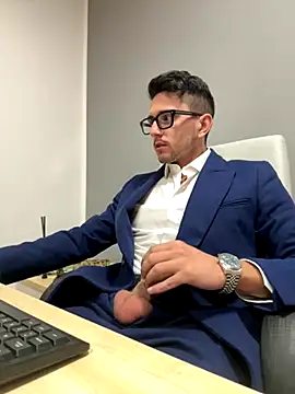 masterboss  online show from 11/07/25, 12:31