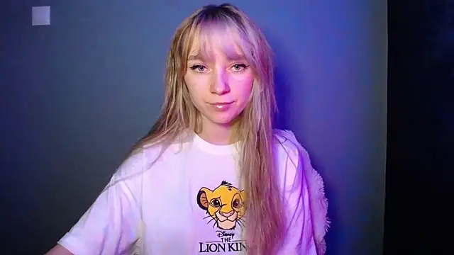 LuciaYoung online show from 11/27/25, 01:33