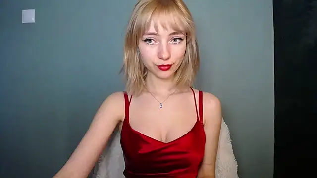 LuciaYoung online show from 03/08/26, 07:44