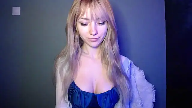 LuciaYoung online show from 01/31/26, 07:34