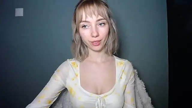 LuciaYoung online show from 02/18/26, 01:18