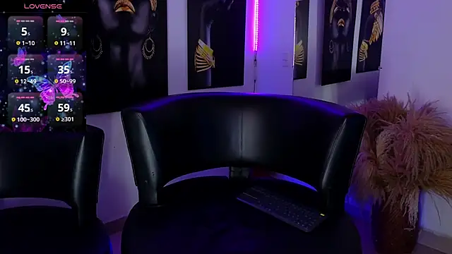  brenna hanson online show from 09/29/25, 07:08