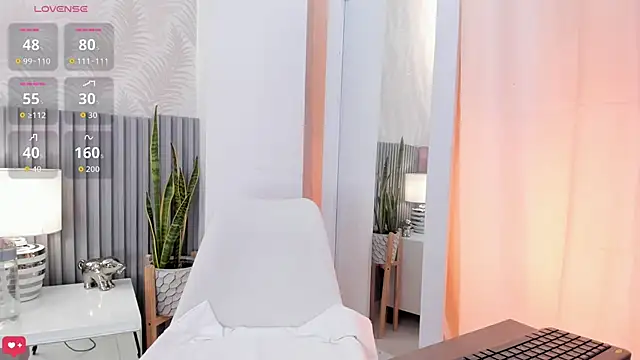 Sally Azmani  online show from 11/20/25, 12:28