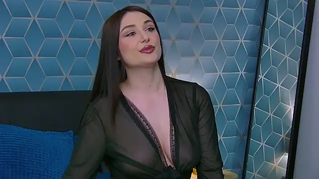 KassieWeins online show from 06/14/26, 06:53
