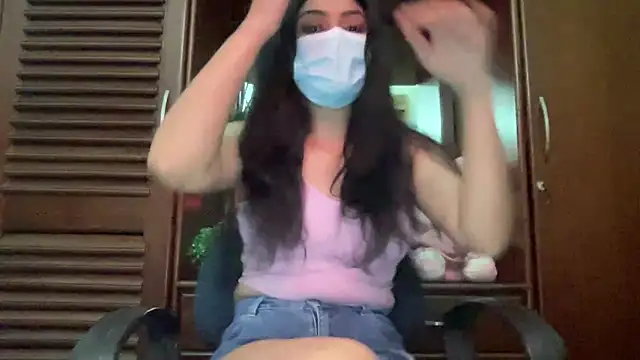 Princess Lily online show from 12/14/25, 04:45