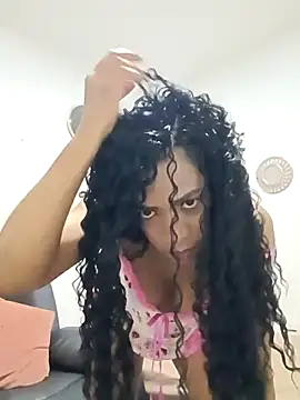 Issa Km  online show from 04/17/26, 12:13