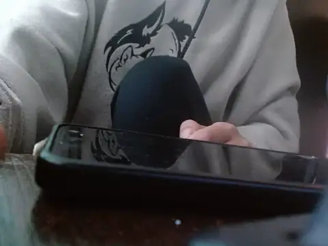 Snapshot of _annie_rosse chatting on 03/21/25, 08:29  annie rosse online show from 03/21/25, 08:29