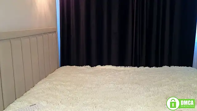 Snapshot of CutieBeauty chatting on 11/23/25, 12:37 CutieBeauty online show from 11/23/25, 12:37