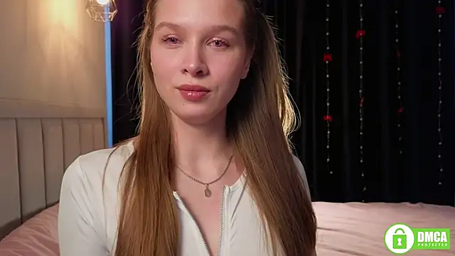 Snapshot of CutieBeauty chatting on 02/22/26, 01:13 CutieBeauty online show from 02/22/26, 01:13