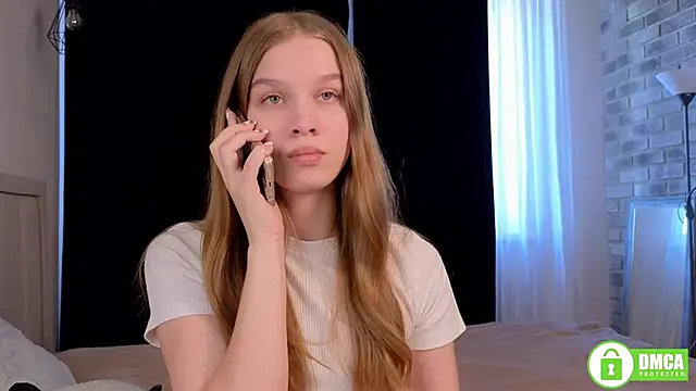 Snapshot of CutieBeauty chatting on 10/01/25, 01:26 CutieBeauty online show from 10/01/25, 01:26