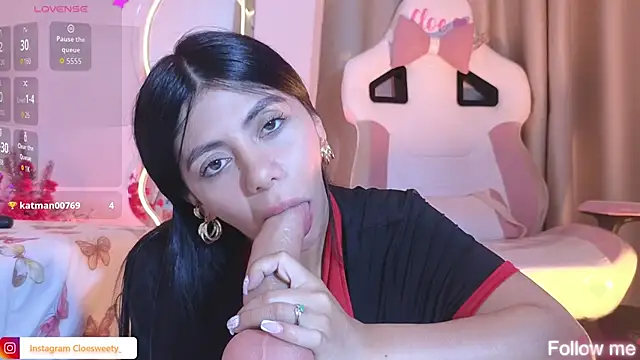 Cloesweety online show from 10/25/25, 09:08