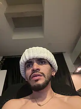 aangie  uwu online show from 06/10/26, 03:41