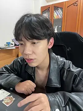 hihi0169 online show from 12/31/24, 04:57