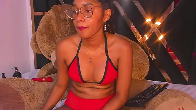 Snapshot of Ebony_beautifull chatting on 02/26/25, 06:40 Ebony beautifull online show from 02/26/25, 06:40