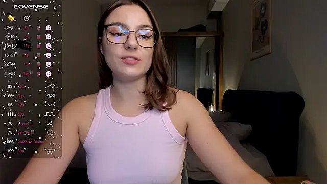 ThreeshaWhite online show from 11/15/25, 06:50