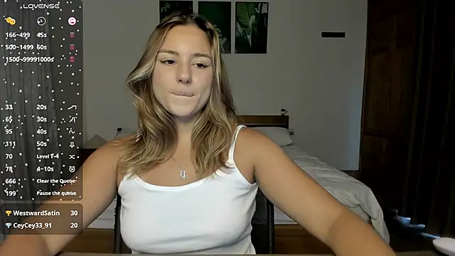ThreeshaWhite online show from 06/03/26, 05:52