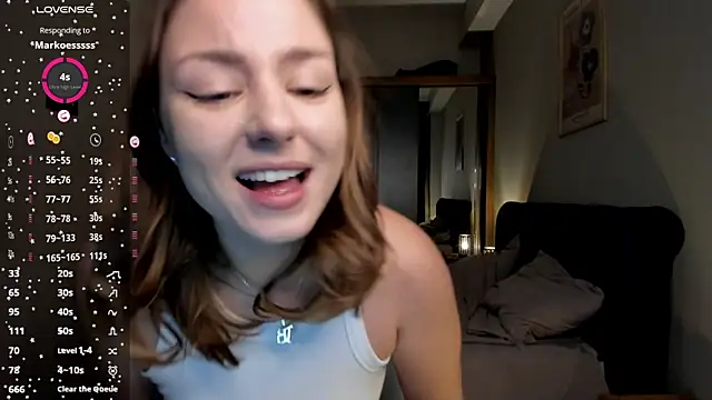 ThreeshaWhite online show from 01/11/26, 02:13