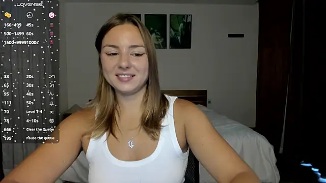 ThreeshaWhite online show from 05/08/26, 01:53