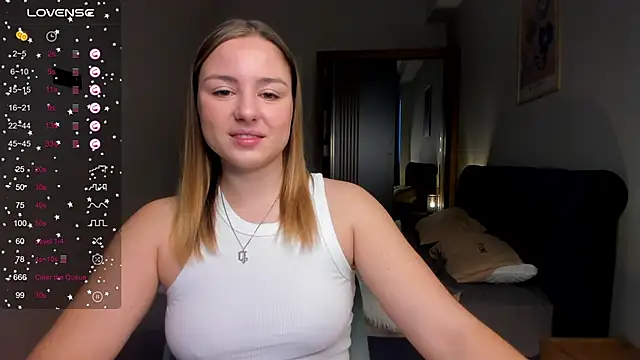 ThreeshaWhite online show from 03/13/25, 05:33