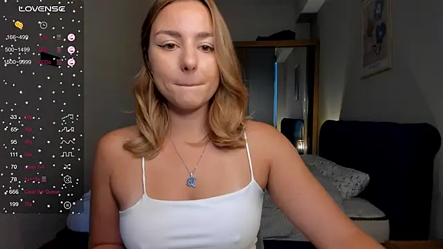 ThreeshaWhite online show from 09/14/25, 06:36