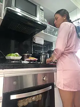 Maiaa evans online show from 03/07/25, 03:28