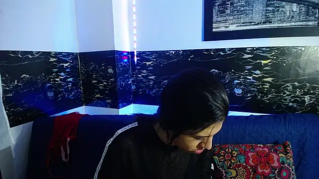 colombianmilf  online show from 12/17/25, 10:59