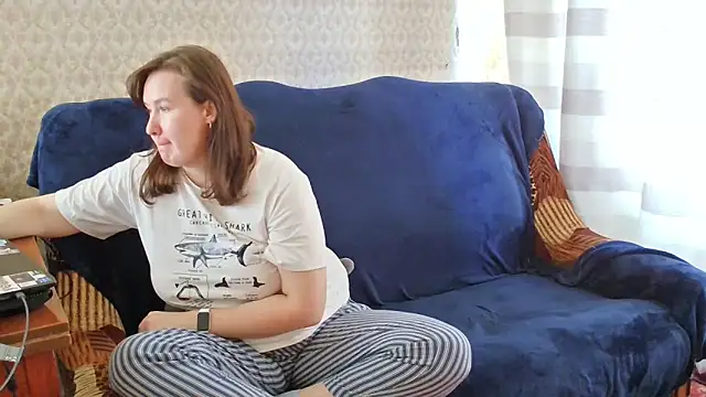 franceska blue online show from 10/28/25, 10:58