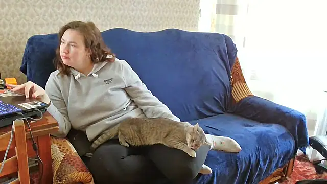 franceska blue online show from 10/20/25, 09:43