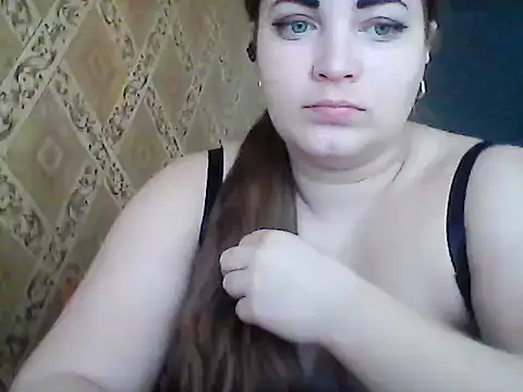 Snapshot of Elizabeth_Meow chatting on 04/14/26, 05:56 Elizabeth Meow online show from 04/14/26, 05:56