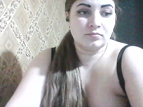 Snapshot of Elizabeth_Meow chatting on 04/15/26, 06:12 Elizabeth Meow online show from 04/15/26, 06:12