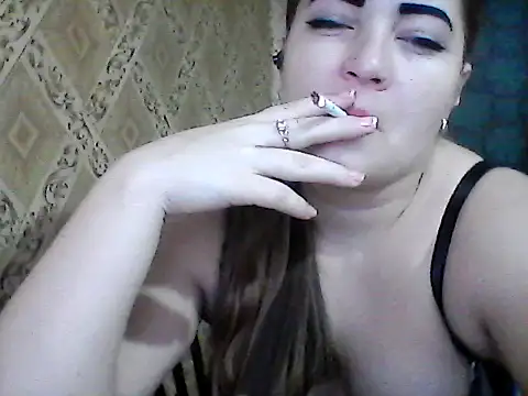 Elizabeth Meow online show from 11/17/25, 05:55