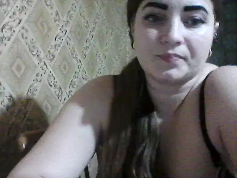 Elizabeth Meow online show from 12/04/25, 06:29