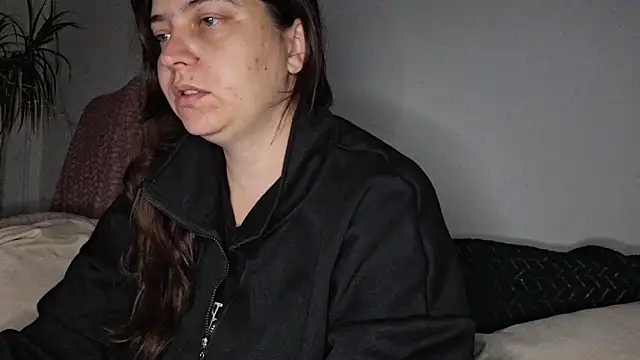 Cyndee Winter online show from 10/16/25, 06:05