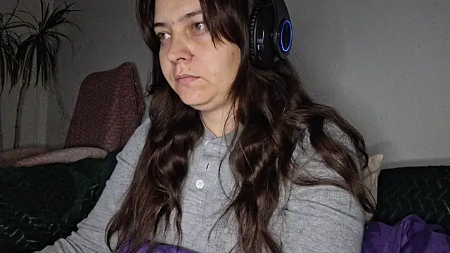 Cyndee Winter online show from 10/29/25, 06:29