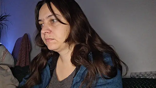 Cyndee Winter online show from 11/05/25, 06:22