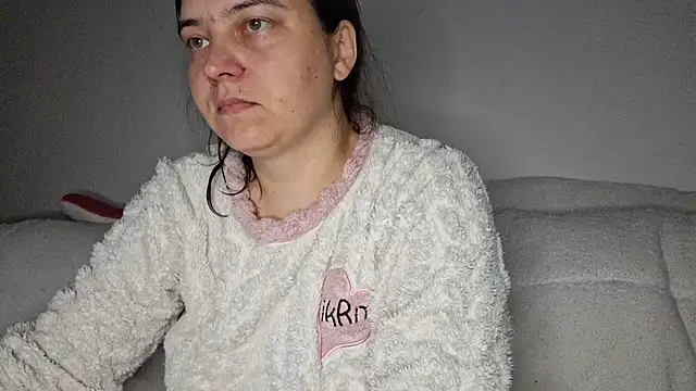 Cyndee Winter online show from 10/26/25, 08:09