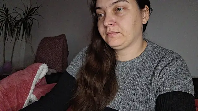 Cyndee Winter online show from 11/18/25, 04:43