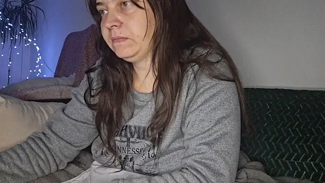 Cyndee Winter online show from 10/20/25, 04:40