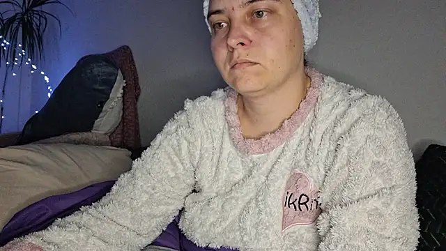 Cyndee Winter online show from 11/03/25, 07:50