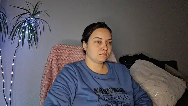 Cyndee Winter online show from 12/15/25, 08:14