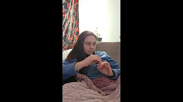 Cyndee Winter online show from 03/19/25, 03:19