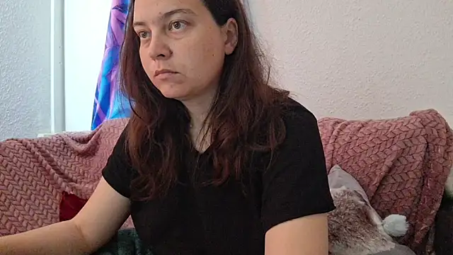 Snapshot of Cyndee_Winter chatting on 06/04/26, 08:30 Cyndee Winter online show from 06/04/26, 08:30