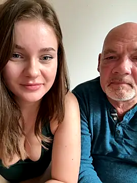 MaribelRiver online show from 12/02/25, 12:51