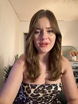 MaribelRiver online show from 11/07/25, 08:24