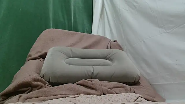 Luckyalice 4u online show from 02/28/26, 08:19