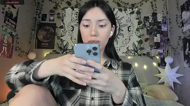 Anisawithlove online show from 03/13/25, 06:56