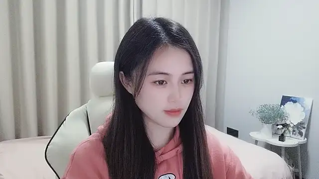 Snapshot of Wofeifei-baby chatting on 12/11/24, 03:47 Wofeifei-baby online show from 12/11/24, 03:47