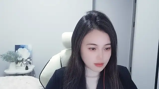 Snapshot of Wofeifei-baby chatting on 01/19/25, 03:42 Wofeifei-baby online show from 01/19/25, 03:42