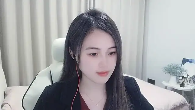 Snapshot of Wofeifei-baby chatting on 12/24/24, 03:37 Wofeifei-baby online show from 12/24/24, 03:37